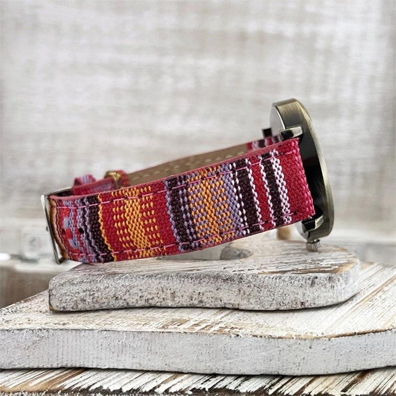 Dames Horloge Multicolor Regenboogpatroon Met Gevlochten Band - Image 3