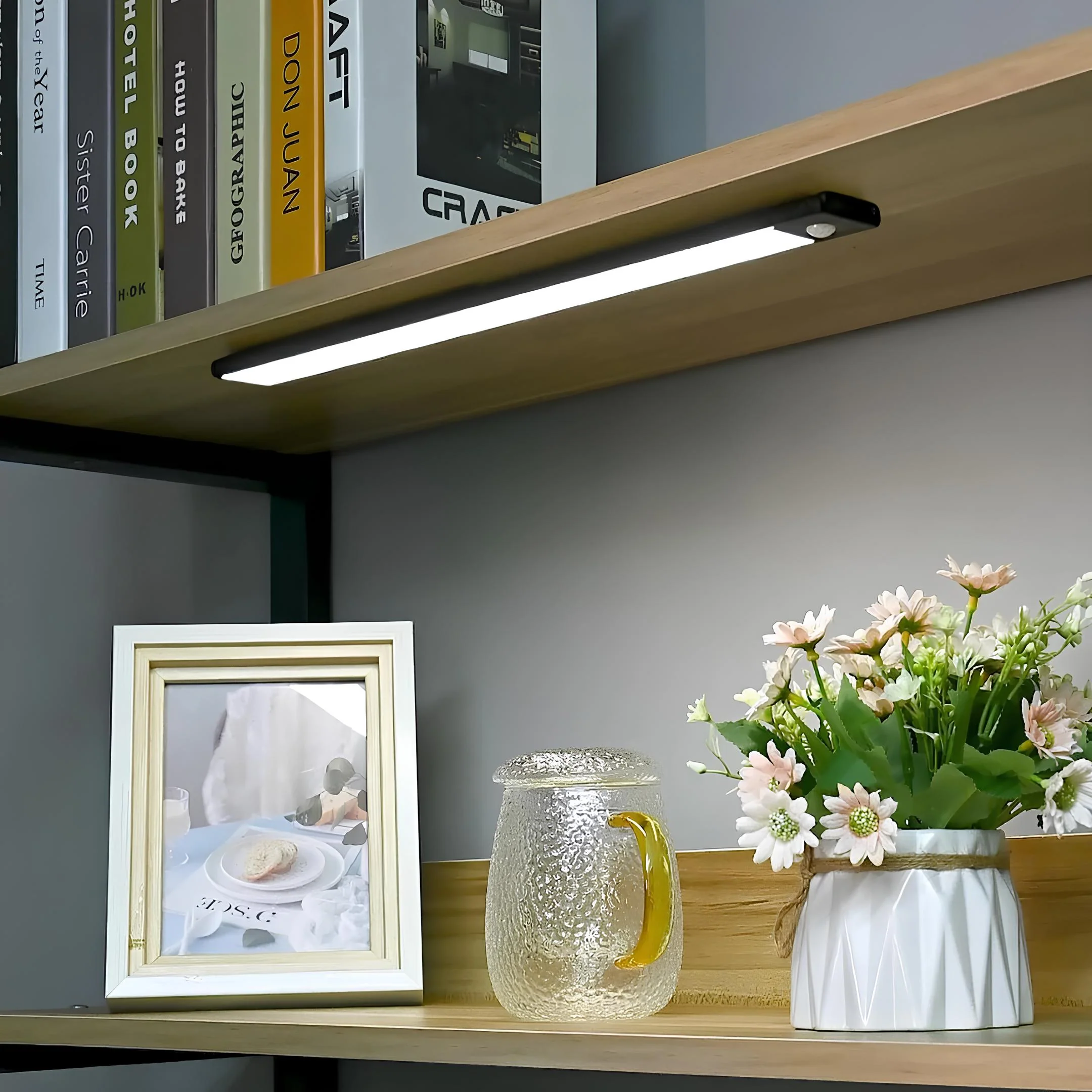 Draadloze Bewegingsmelderlamp Multifunctioneel Met Instelbare Lichtkleuren - Image 6