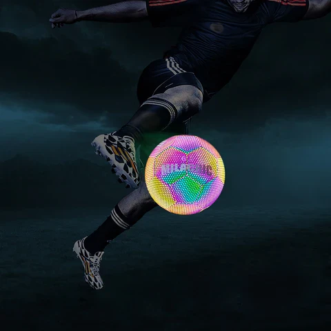 Glow In The Dark Voetbal - Image 5