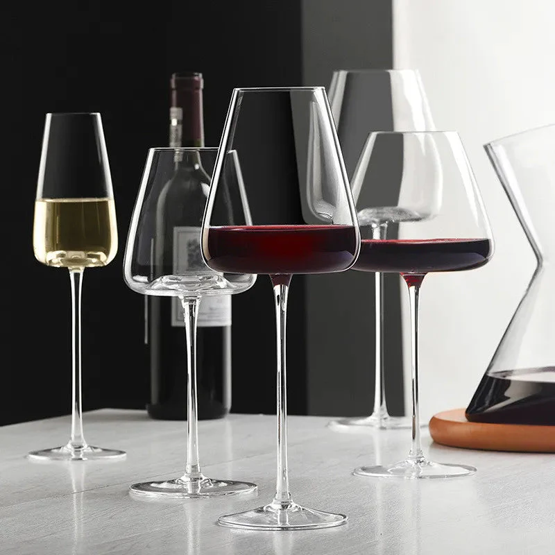 Handgemaakte Wijn- en Champagneglazen Set met Verfijnd Ontwerp - Image 5