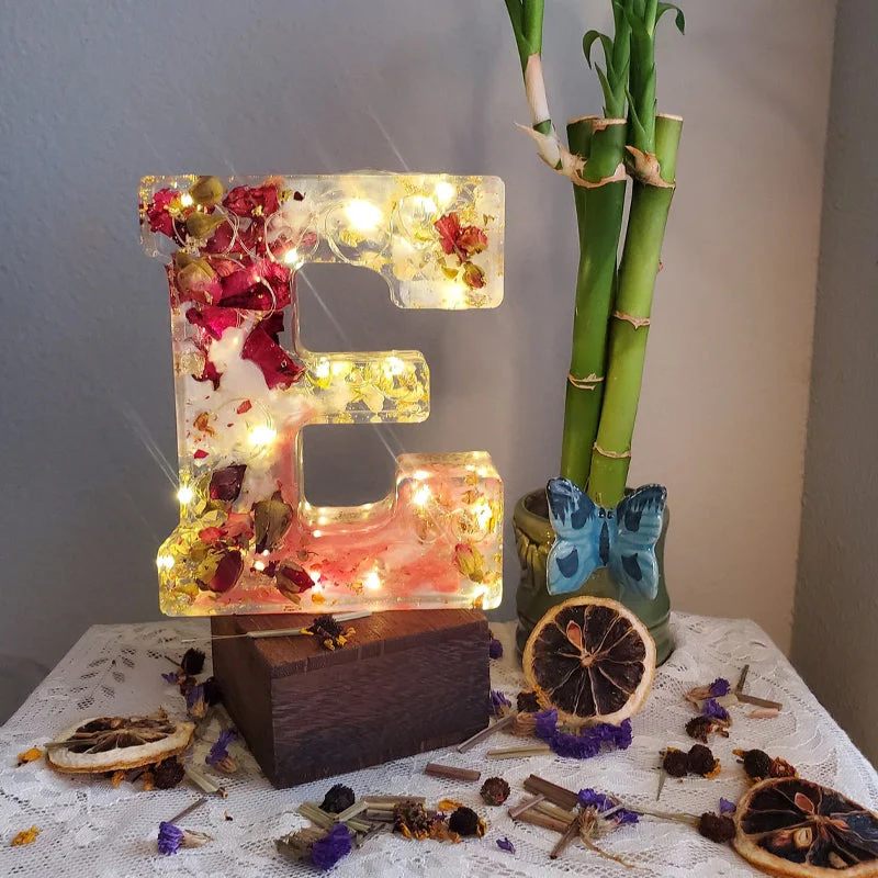 Nachtlampje met Gedroogde Bloemen en Persoonlijk Ontwerp - Image 4