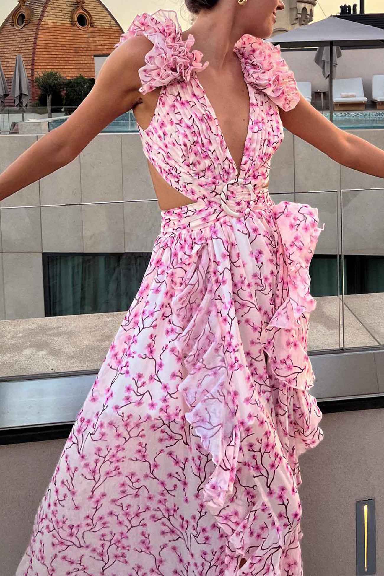 Vrouwen Maxi Jurk Met Diepe V-Hals En Rimpel Mouwen - Image 4